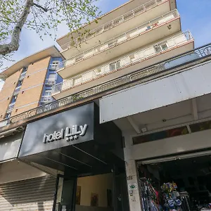 Lily Hotel